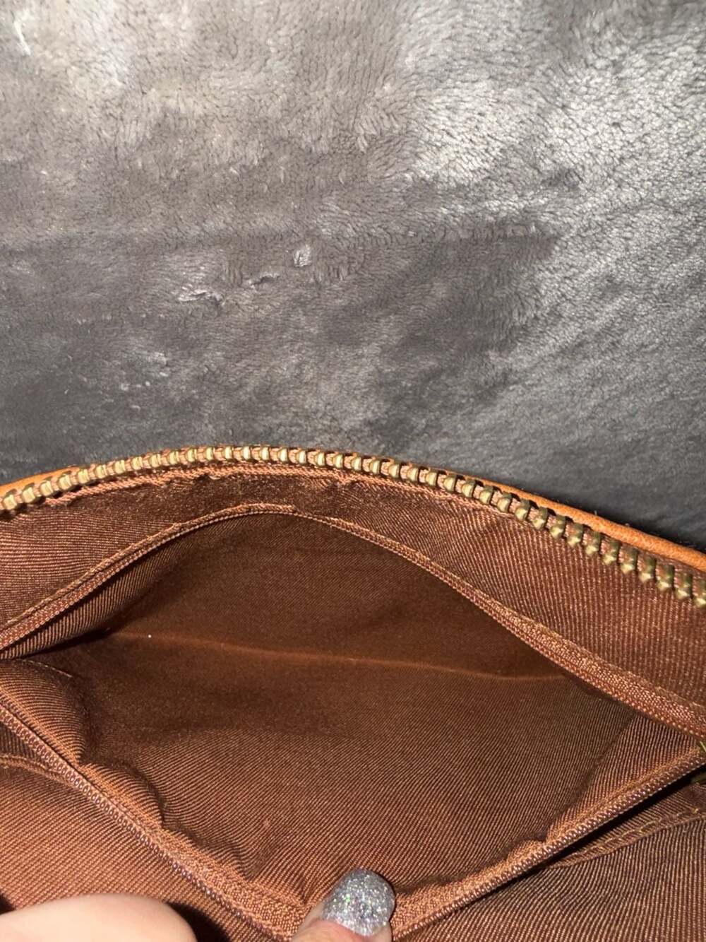 Universal Thread Brown Faux Leather Crossbody Bag - Picture 6 of 10